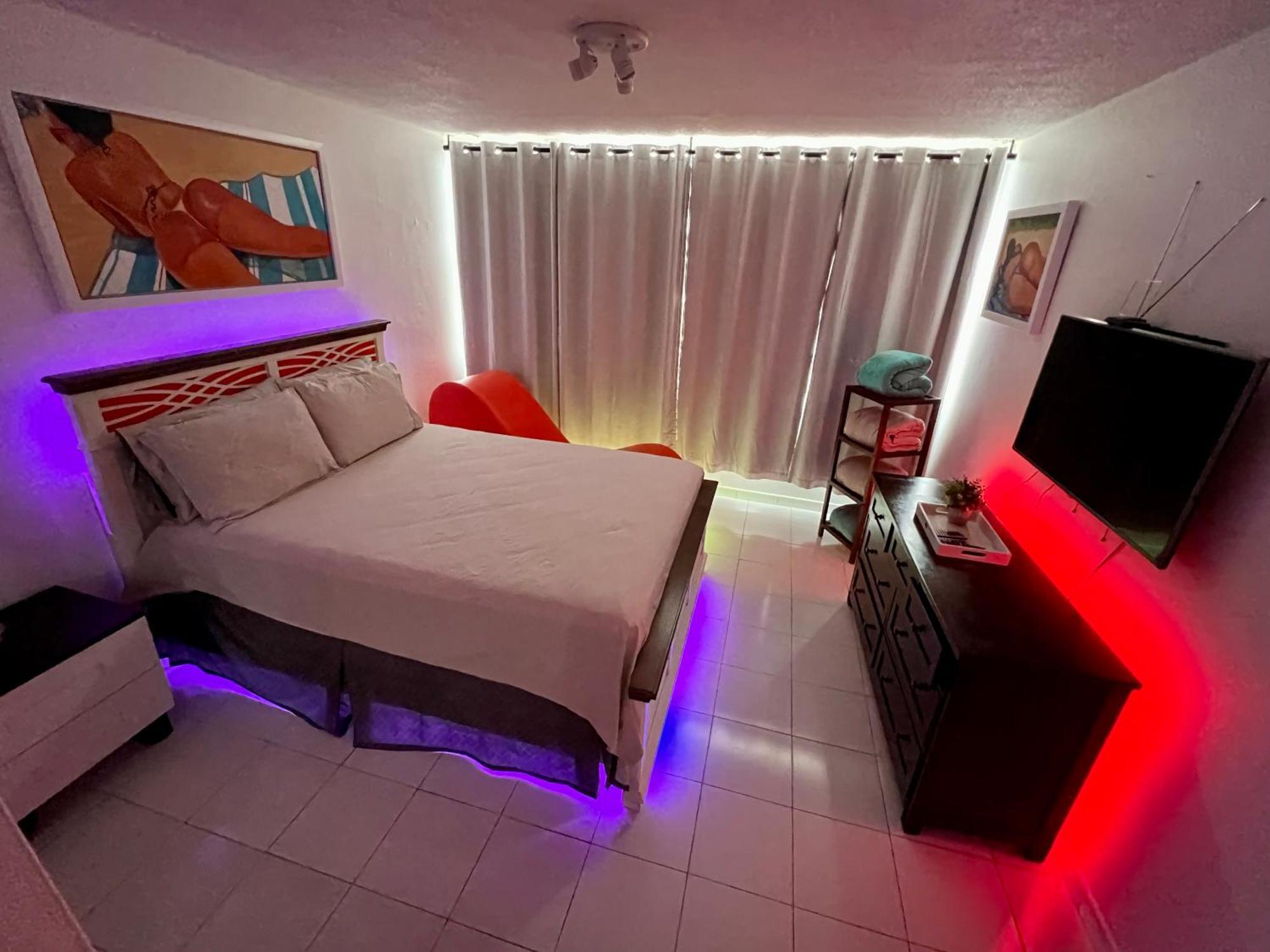 Beachfront Tropical Tantra Apartment San Juan Exterior foto